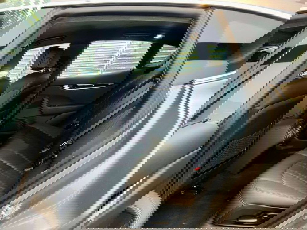 Maserati Levante usata a Torino (11)