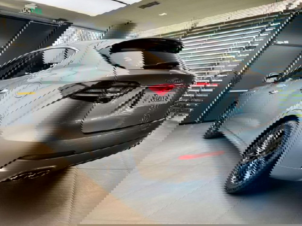 Maserati Levante usata a Torino (5)