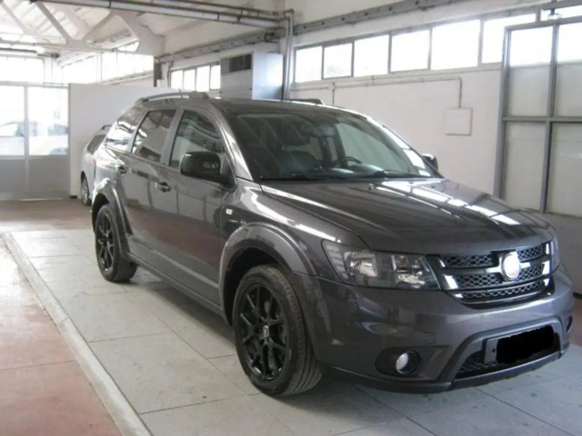 Fiat Freemont usata a Fermo