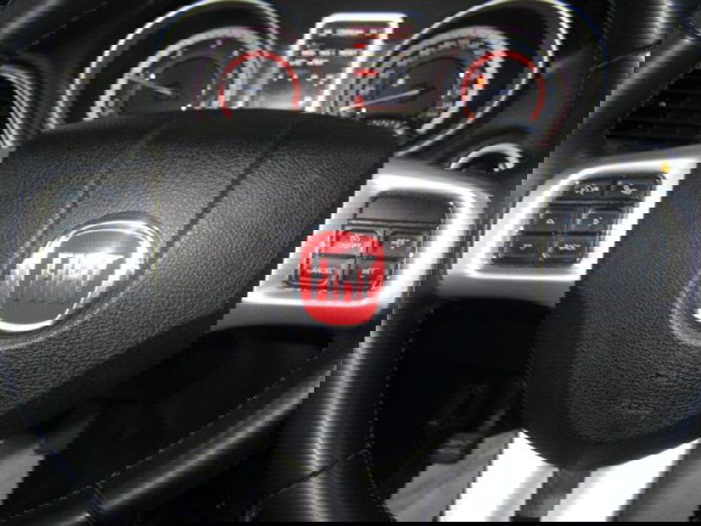 Fiat Freemont usata a Fermo (12)