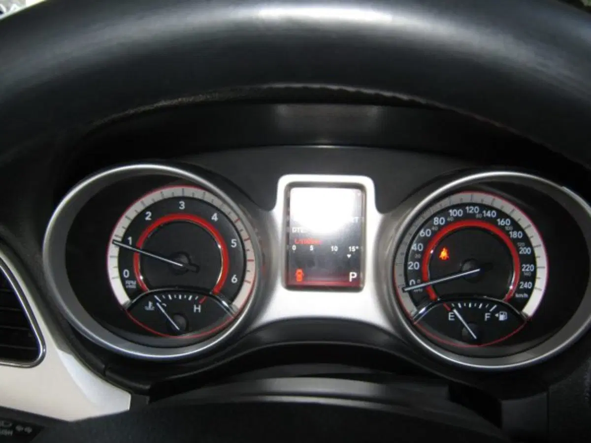 Fiat Freemont usata a Fermo (13)