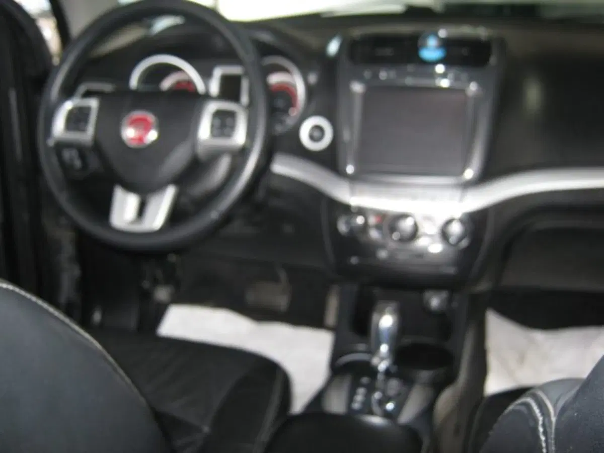 Fiat Freemont usata a Fermo (7)