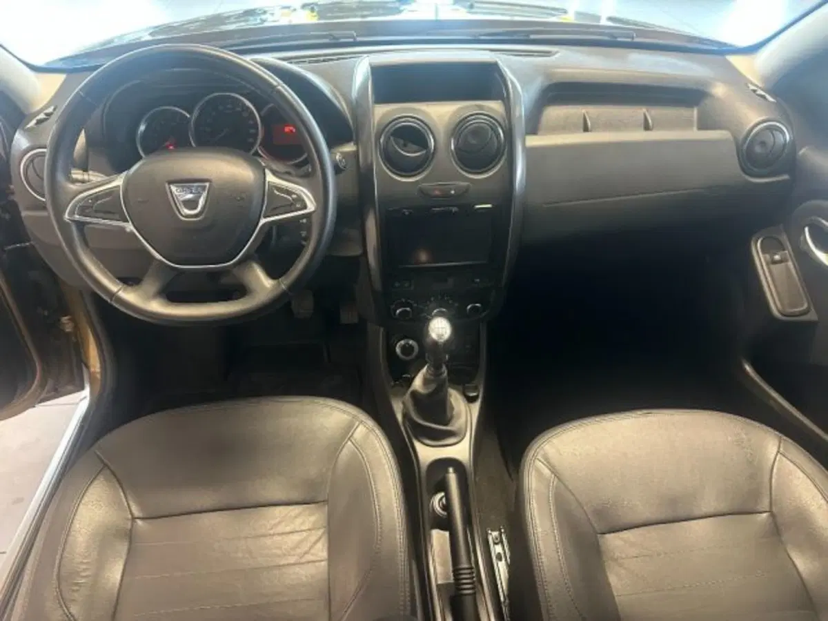 Dacia Duster usata a Cuneo (10)