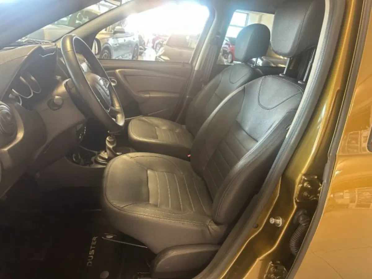 Dacia Duster usata a Cuneo (11)