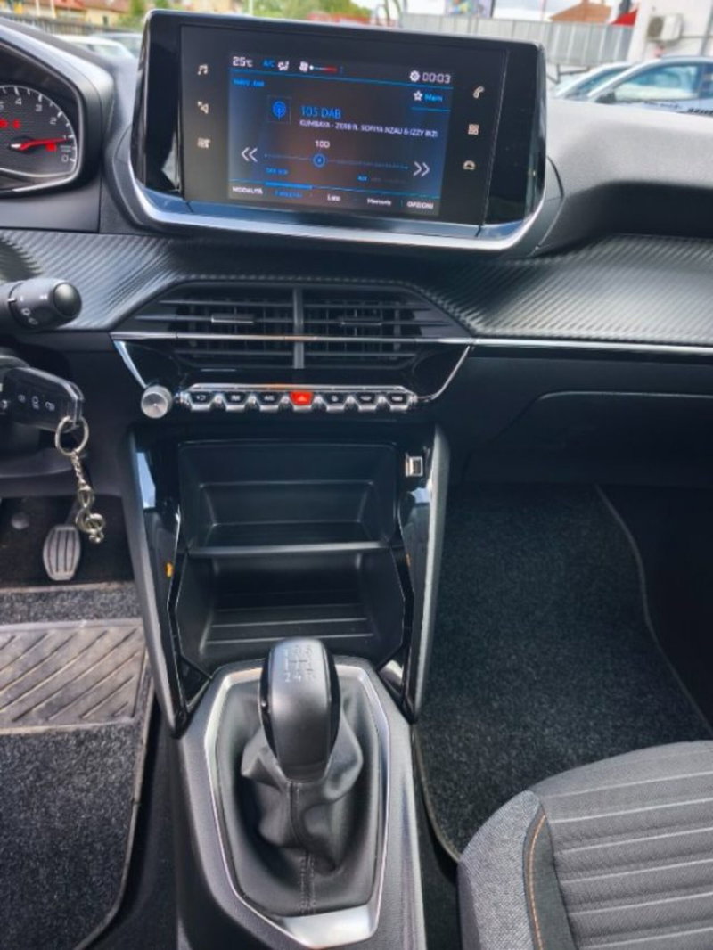 Peugeot 208 usata a Firenze (9)