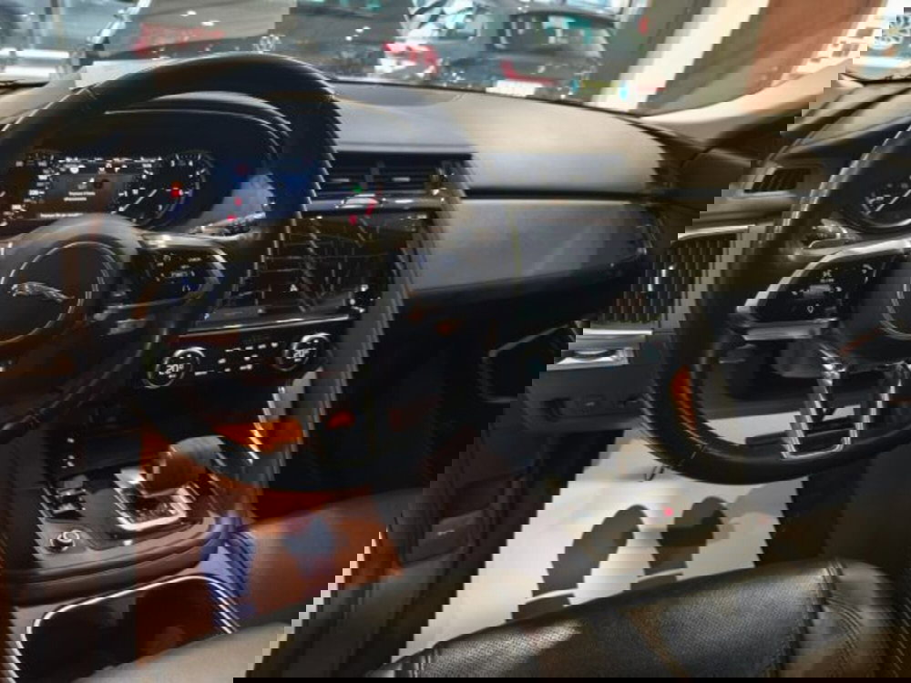Jaguar E-Pace usata a Firenze (7)