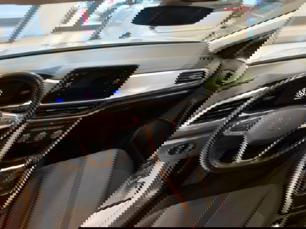 Volkswagen T-Roc usata a Firenze (8)