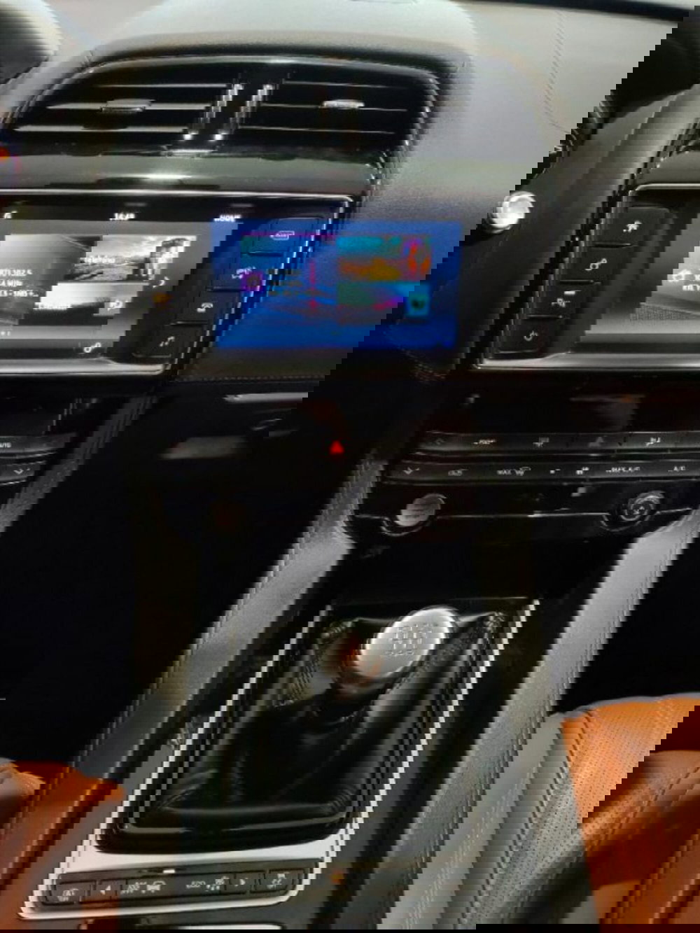 Jaguar F-Pace usata a Firenze (10)