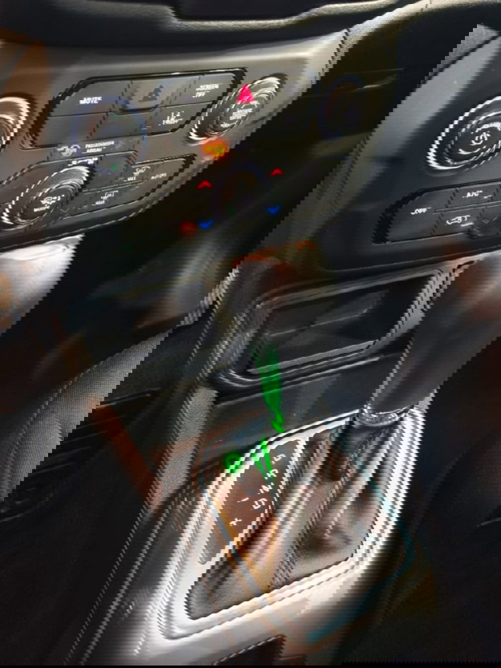 Jeep Renegade usata a Firenze (11)