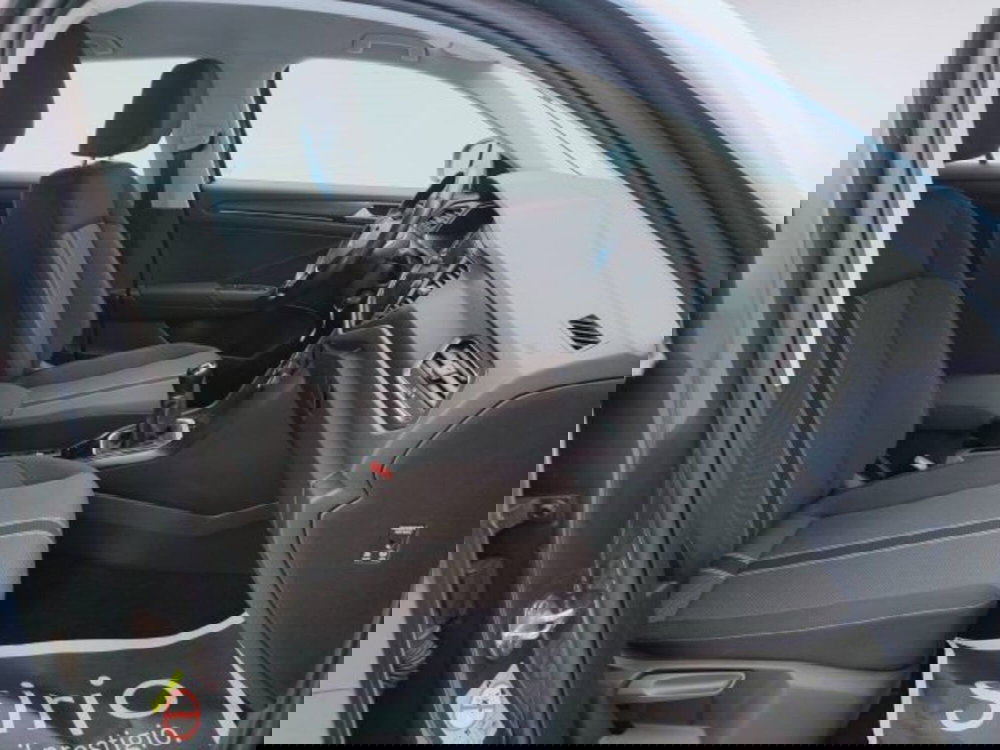 Volkswagen T-Roc usata a Teramo (13)