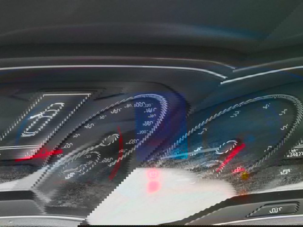 Volkswagen T-Roc usata a Teramo (17)