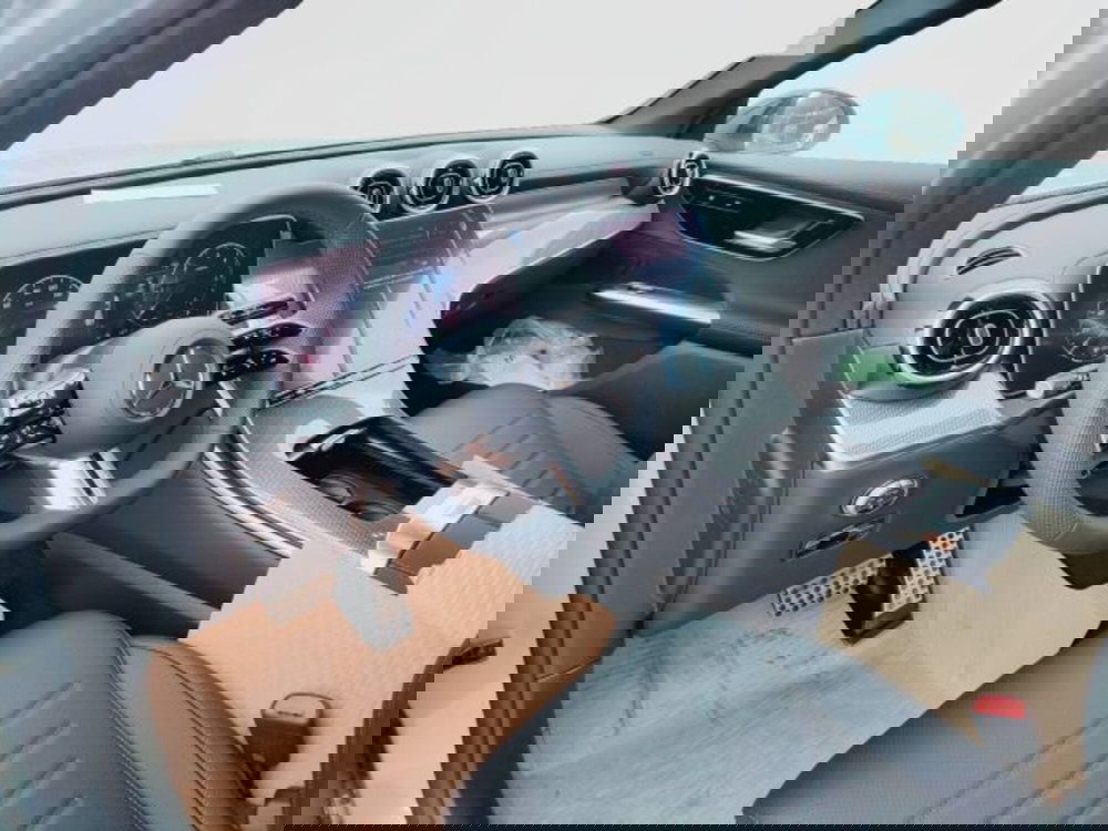 Mercedes-Benz GLC SUV nuova a Teramo (13)