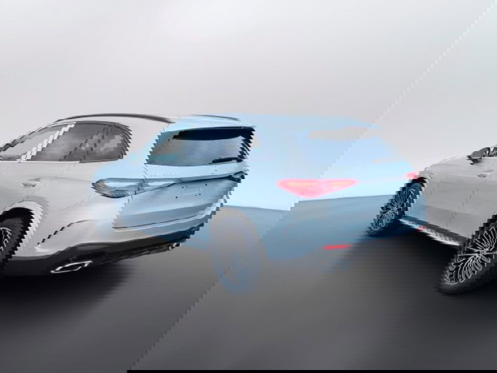 Mercedes-Benz GLC SUV nuova a Teramo (7)