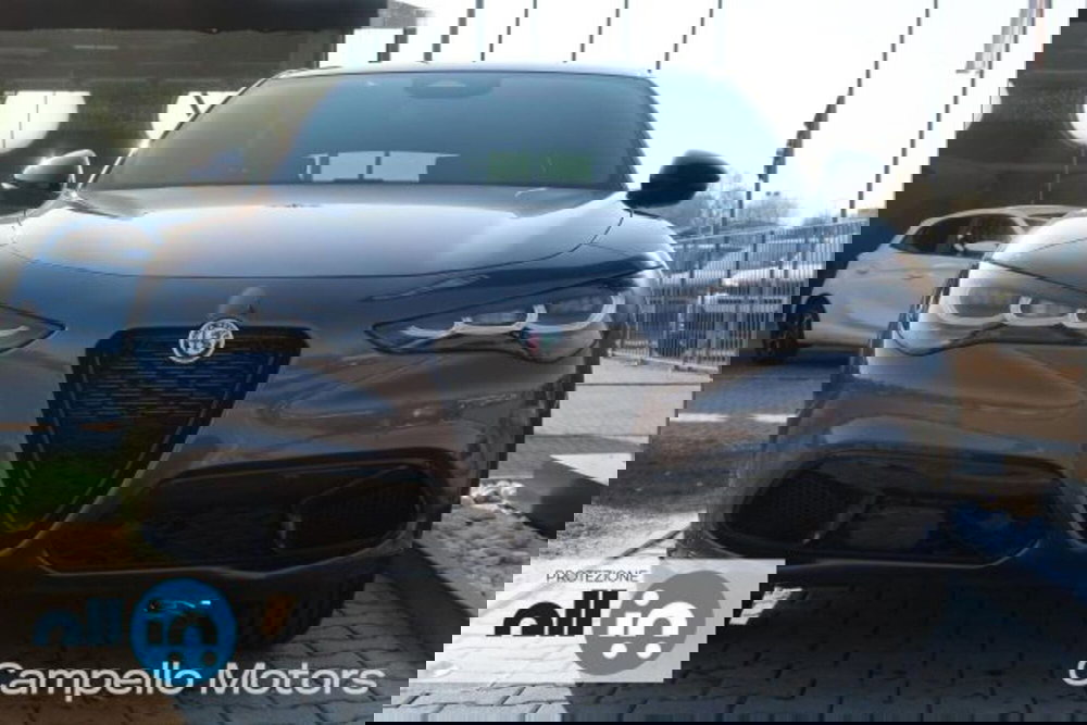 Alfa Romeo Stelvio nuova a Venezia (2)