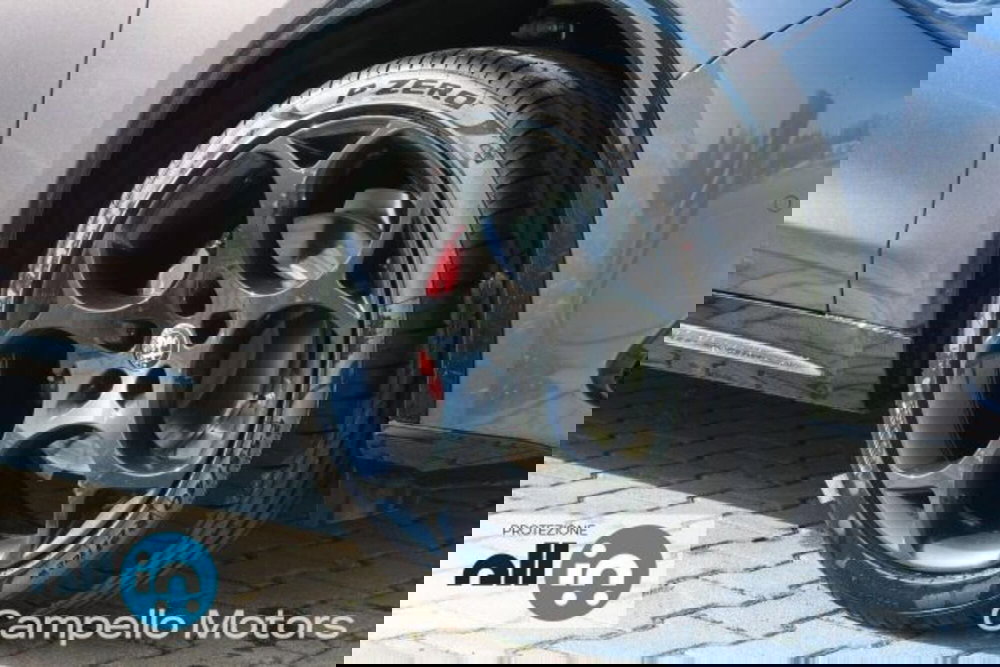 Alfa Romeo Stelvio nuova a Venezia (20)