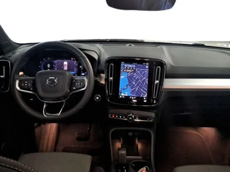 Volvo XC40 usata a Verona (8)