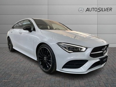 Mercedes-Benz CLA Shooting Brake 200 d Automatic Shooting Brake Premium del 2023 usata a Verona