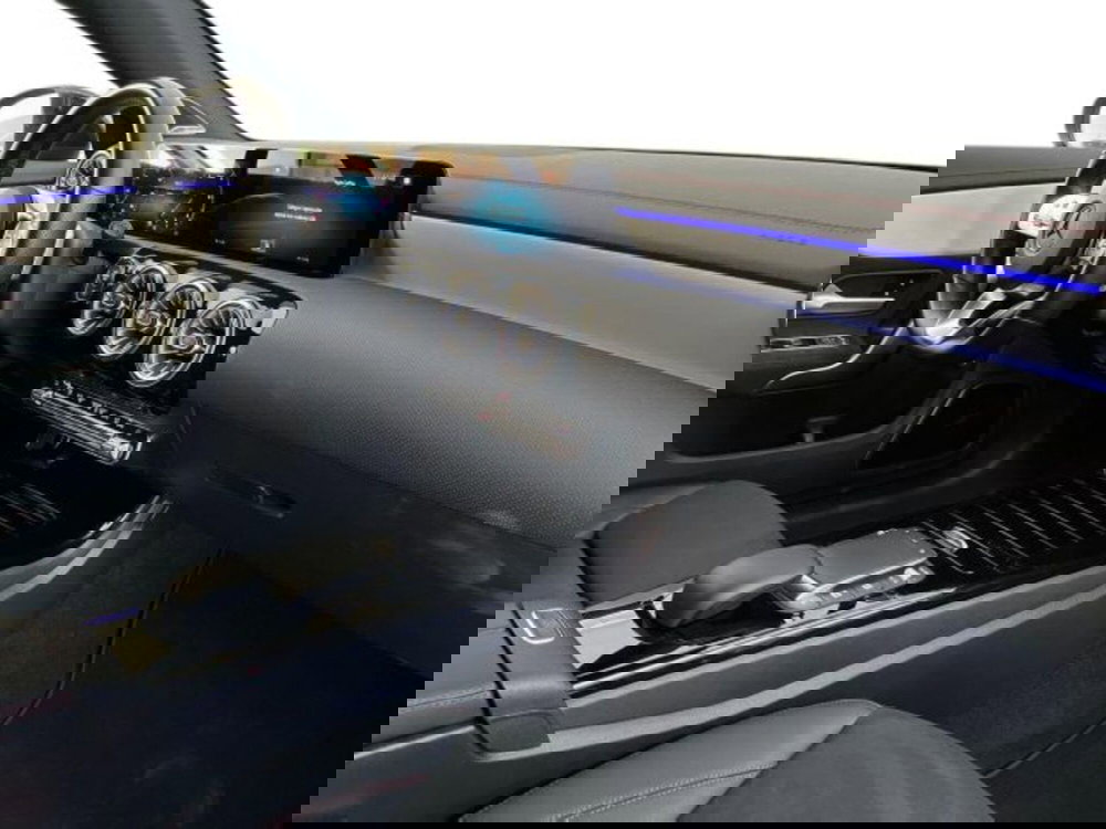 Mercedes-Benz CLA Shooting Brake usata a Verona (16)