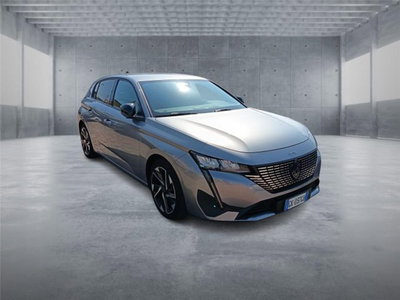 Peugeot 308 BlueHDi 130 S&amp;S EAT8 Allure Pack del 2022 usata a Bari