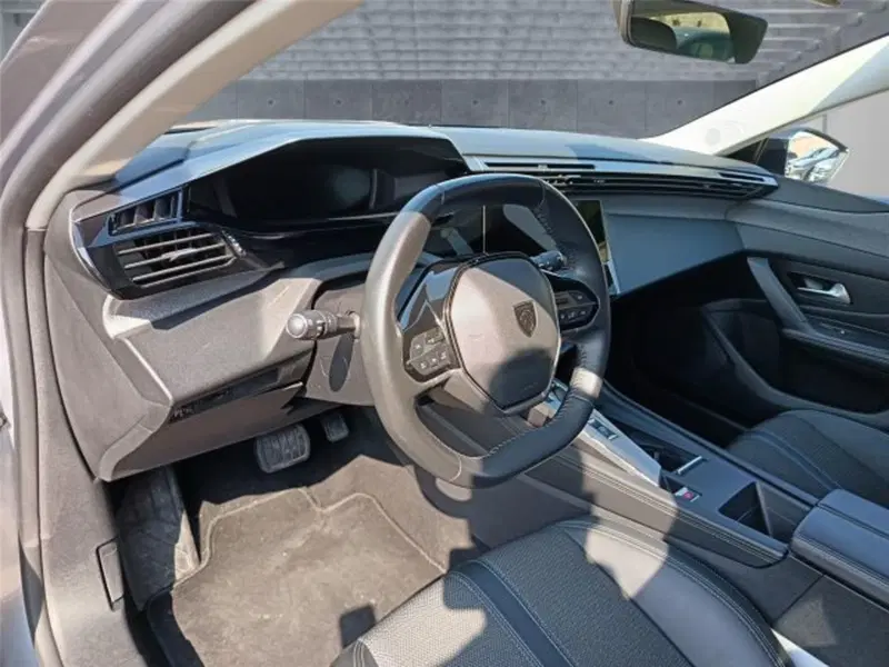 Peugeot 308 usata a Bari (10)