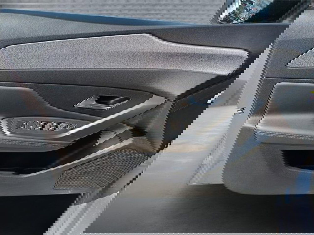 Peugeot 308 usata a Bari (9)