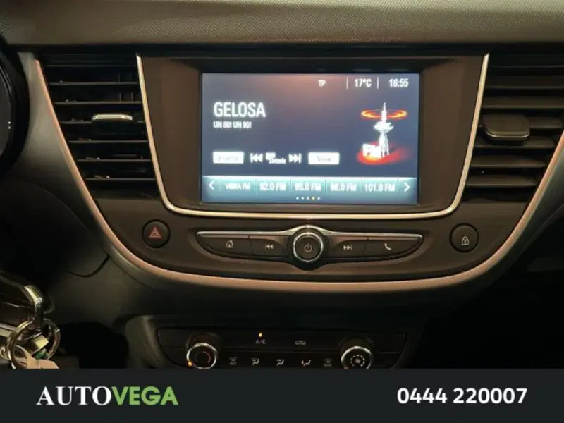 Opel Crossland X usata a Vicenza (10)