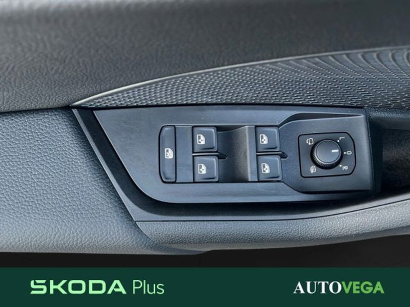 Skoda Octavia Station Wagon nuova a Vicenza (13)