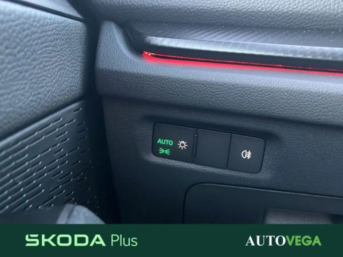 Skoda Octavia Station Wagon nuova a Vicenza (18)