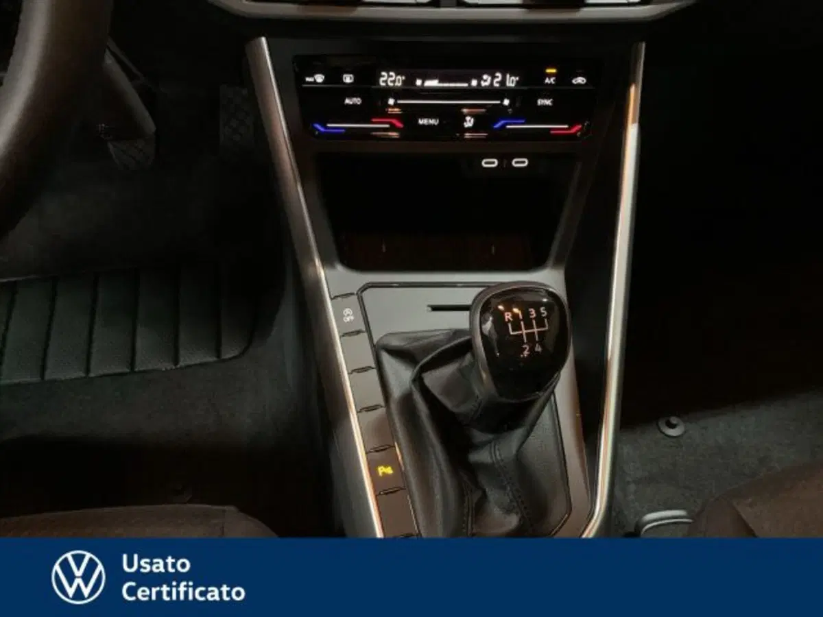 Volkswagen Polo nuova a Vicenza (14)