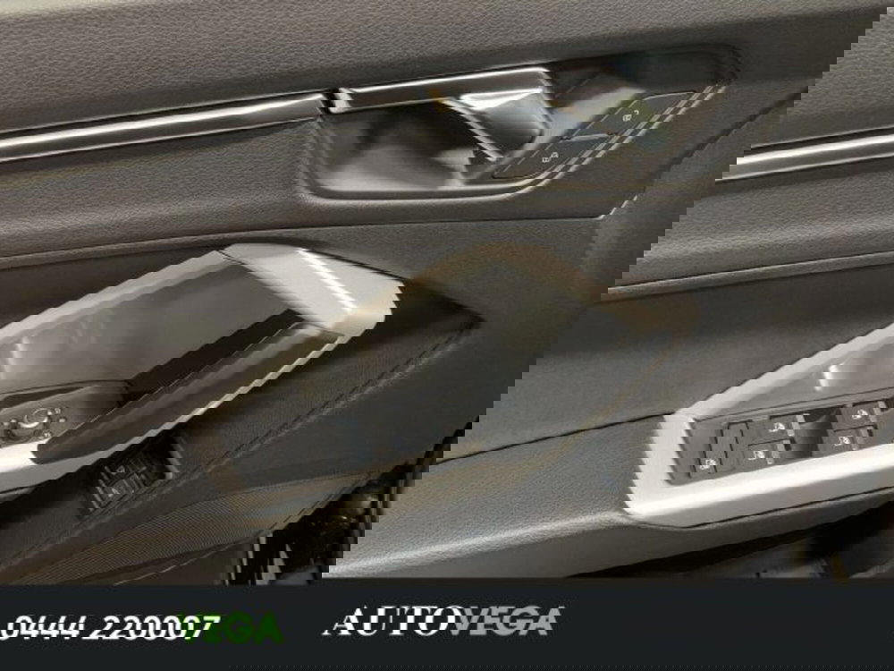 Audi Q3 Sportback usata a Vicenza (11)