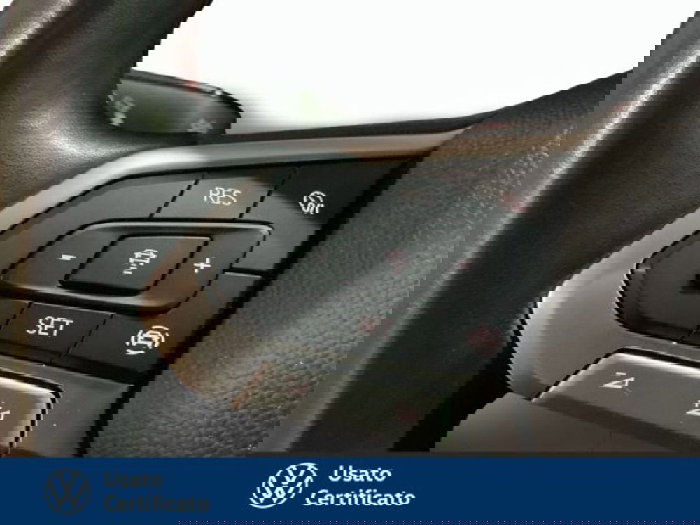 Volkswagen T-Cross usata a Vicenza (11)