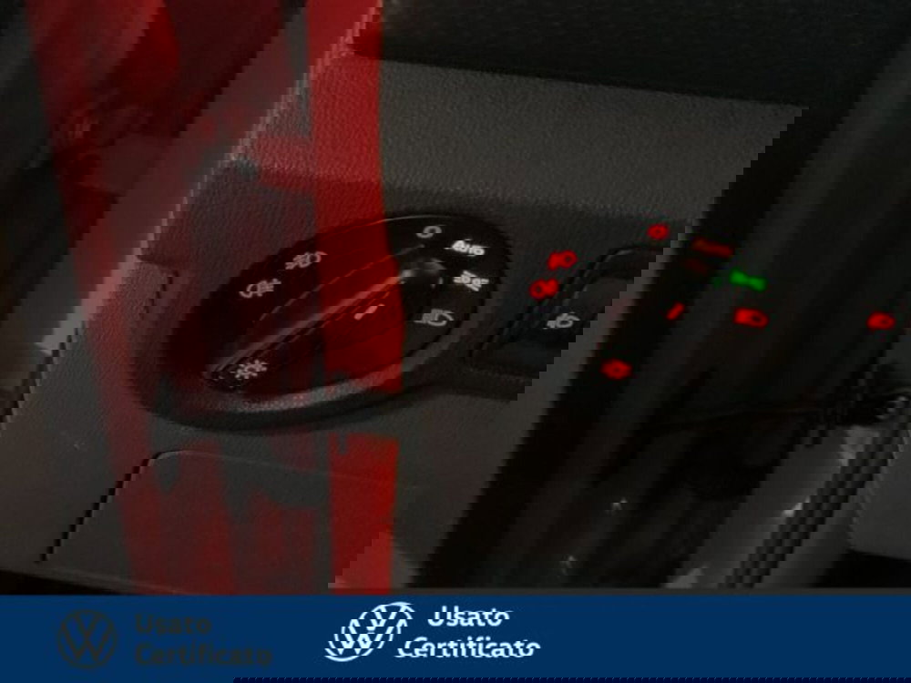 Volkswagen T-Cross usata a Vicenza (15)