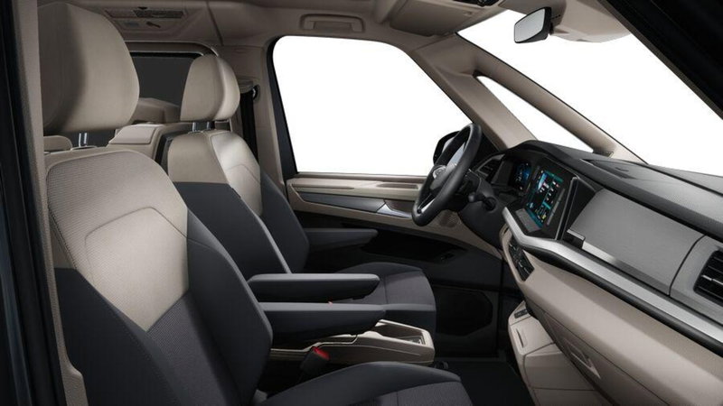 Volkswagen Multivan nuova a Ravenna (7)