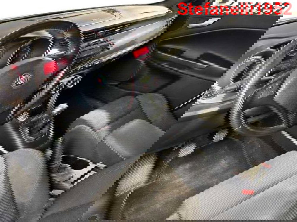 Alfa Romeo Giulietta usata a Bologna (11)