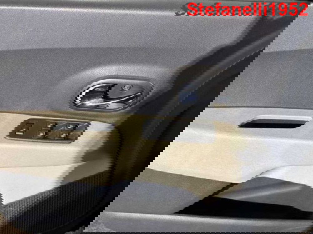 Dacia Lodgy usata a Bologna (10)