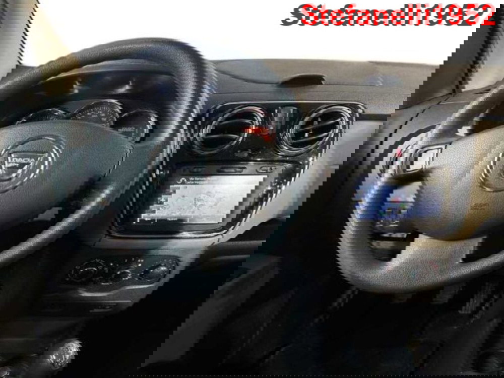 Dacia Lodgy usata a Bologna (14)