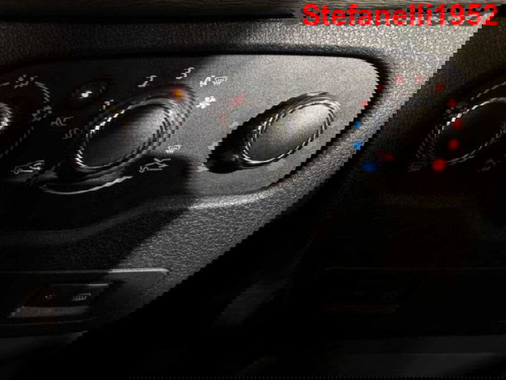 Dacia Lodgy usata a Bologna (17)