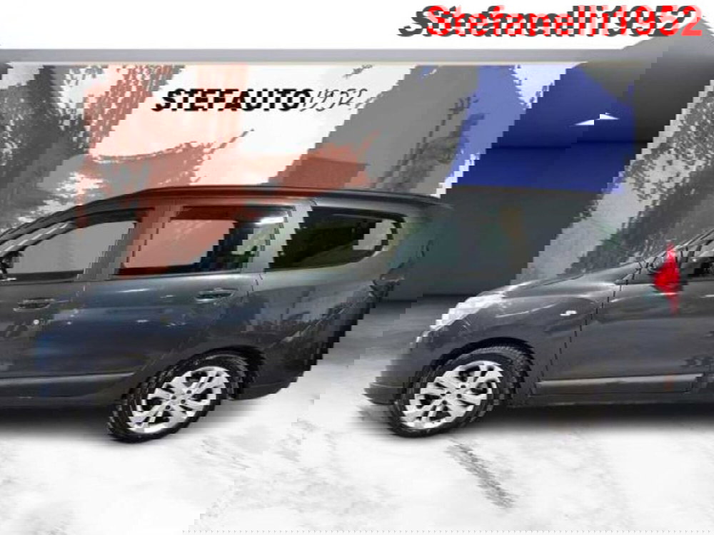 Dacia Lodgy usata a Bologna (4)