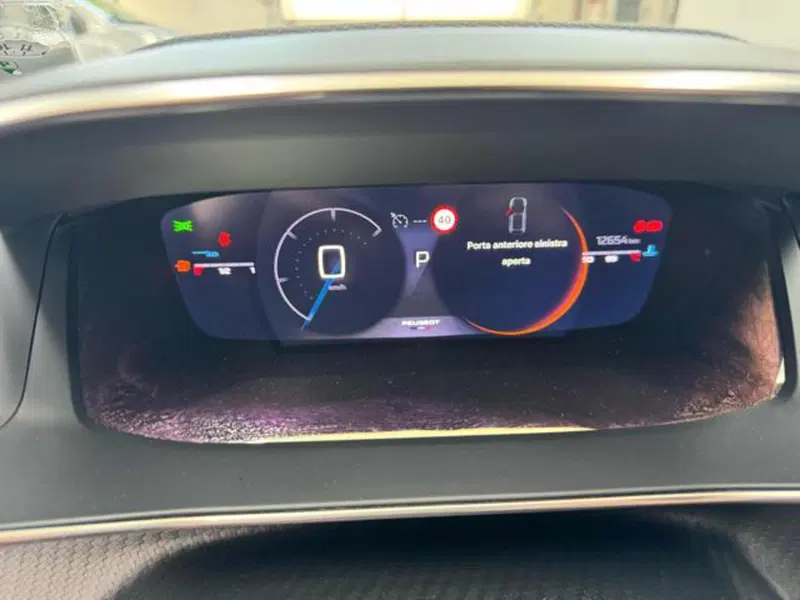 Peugeot 208 usata a Vercelli (11)