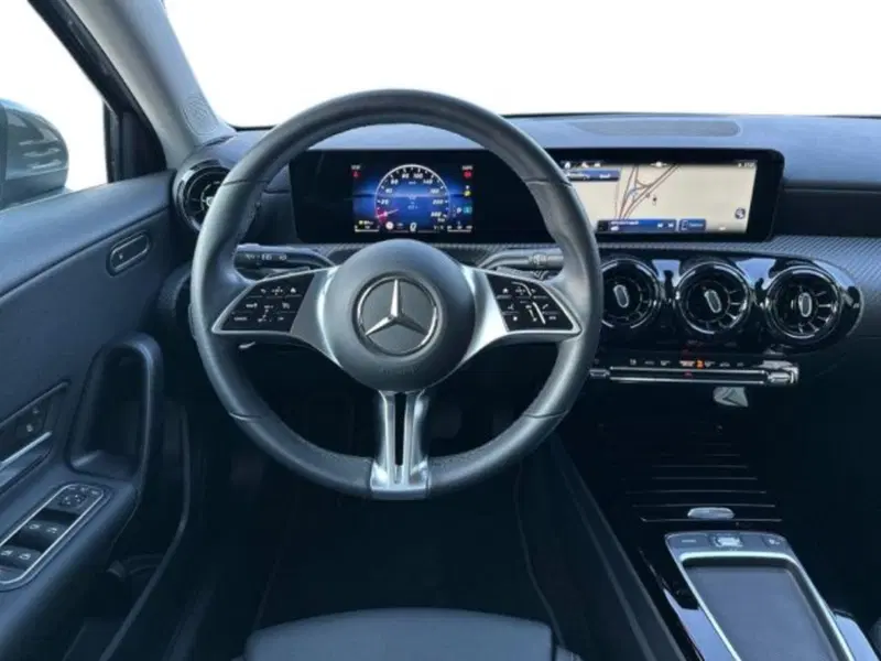 Mercedes-Benz Classe A usata a Avellino (11)