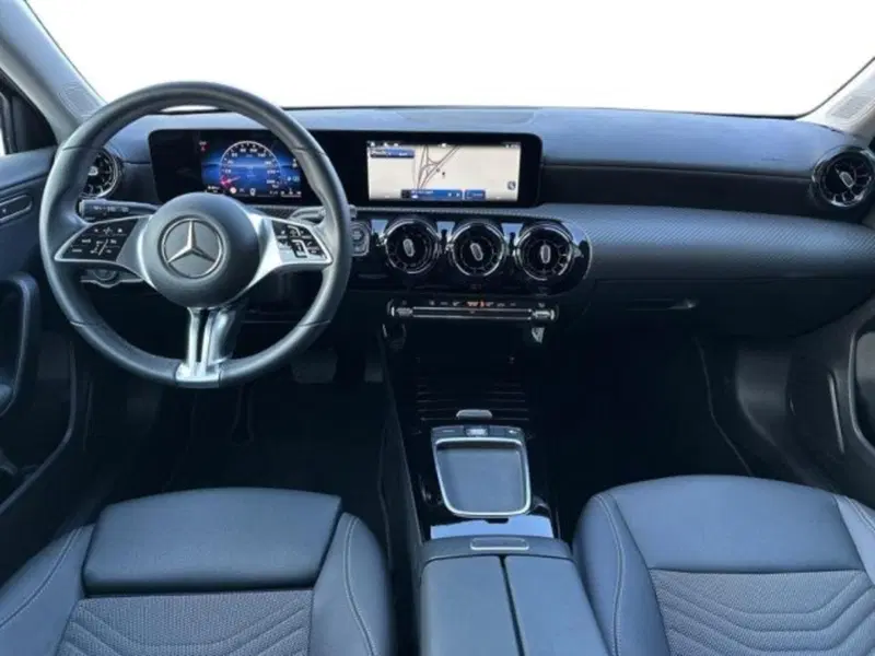 Mercedes-Benz Classe A usata a Avellino (9)