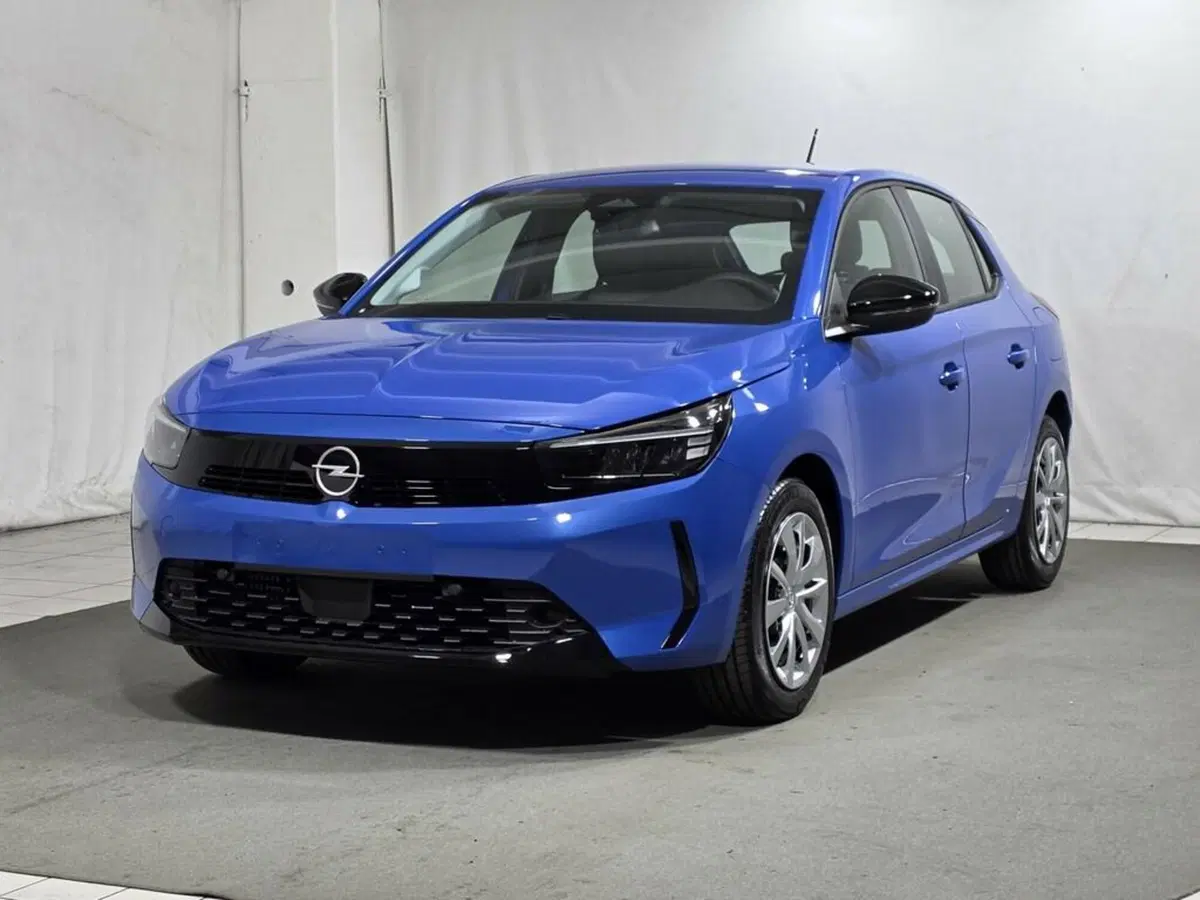 Opel Corsa nuova a Sondrio