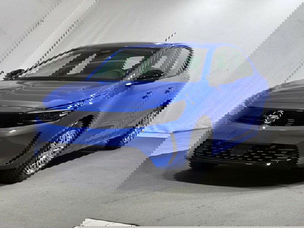 Opel Corsa nuova a Sondrio