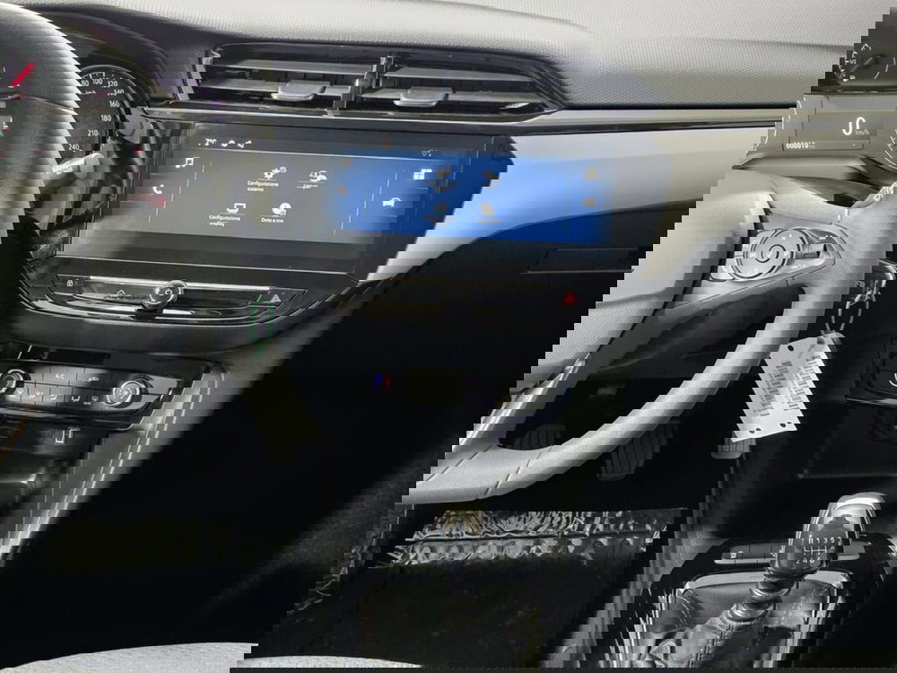 Opel Corsa nuova a Sondrio (14)