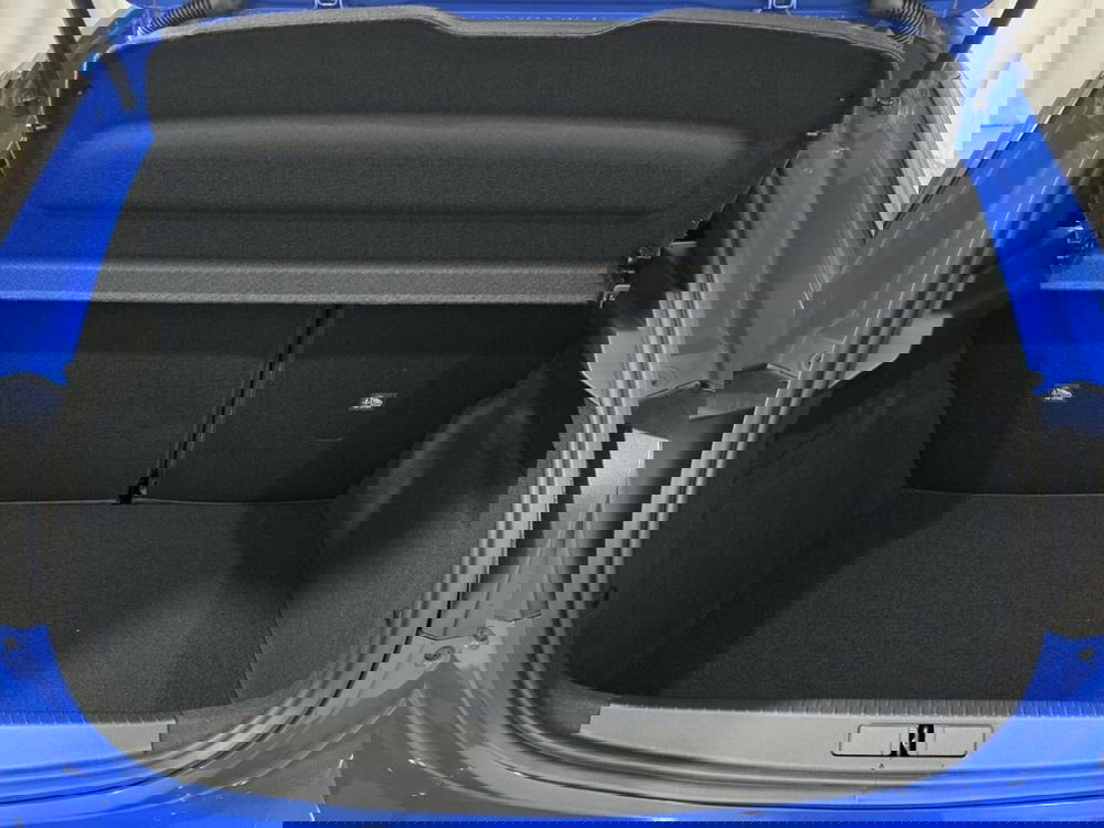 Opel Corsa nuova a Sondrio (15)