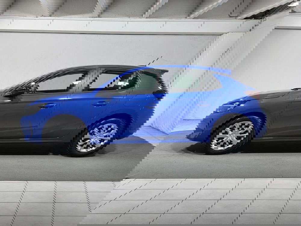 Opel Corsa nuova a Sondrio (2)