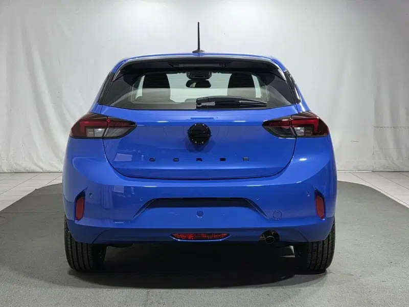 Opel Corsa nuova a Sondrio (4)