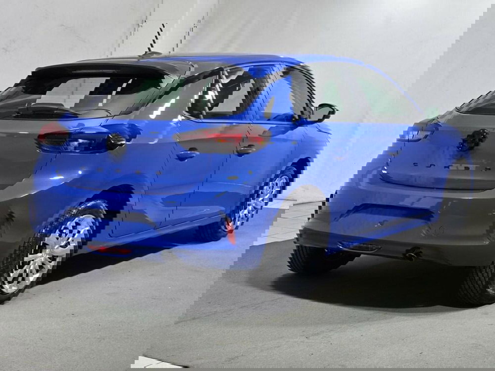 Opel Corsa nuova a Sondrio (5)