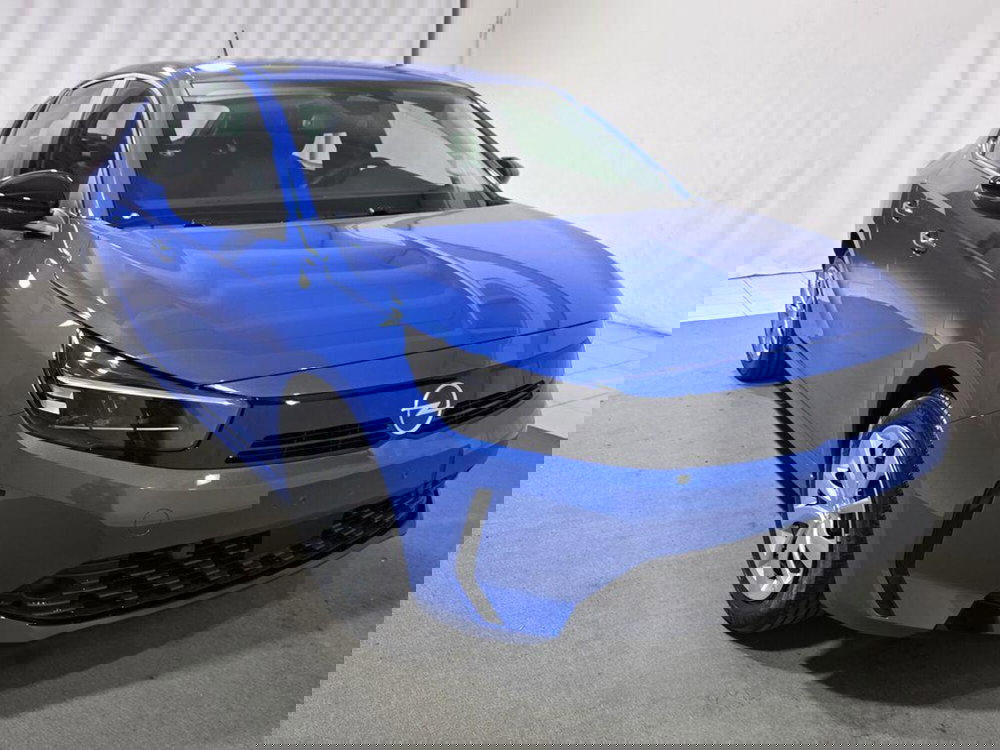 Opel Corsa nuova a Sondrio (7)