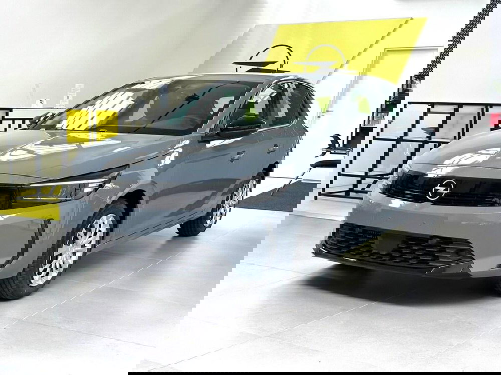 Opel Corsa nuova a Sondrio